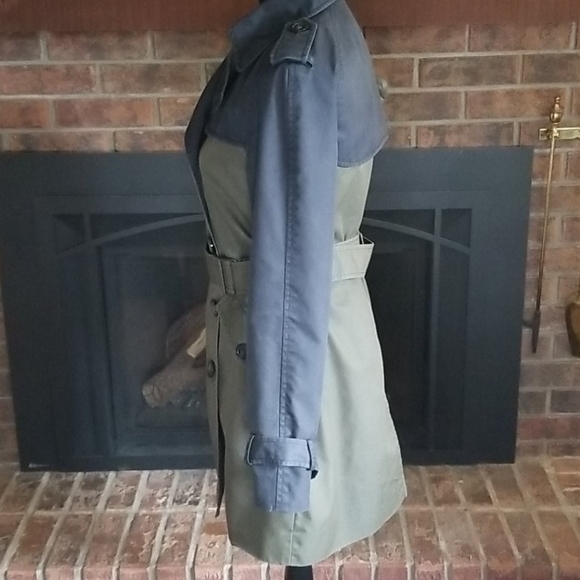 COACH trenchcoat - Picture 2 of 5